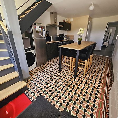 Gite De 2 Chambres - Ancenis A11 - Logis Du Chateau Rouge Mésanger Exteriér fotografie